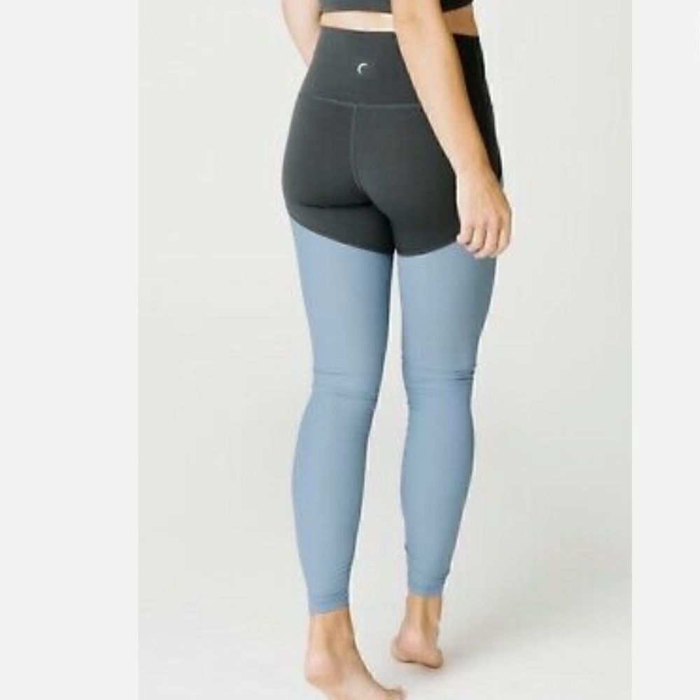 Zyia Storm parallel blue leggings luxe hi rise